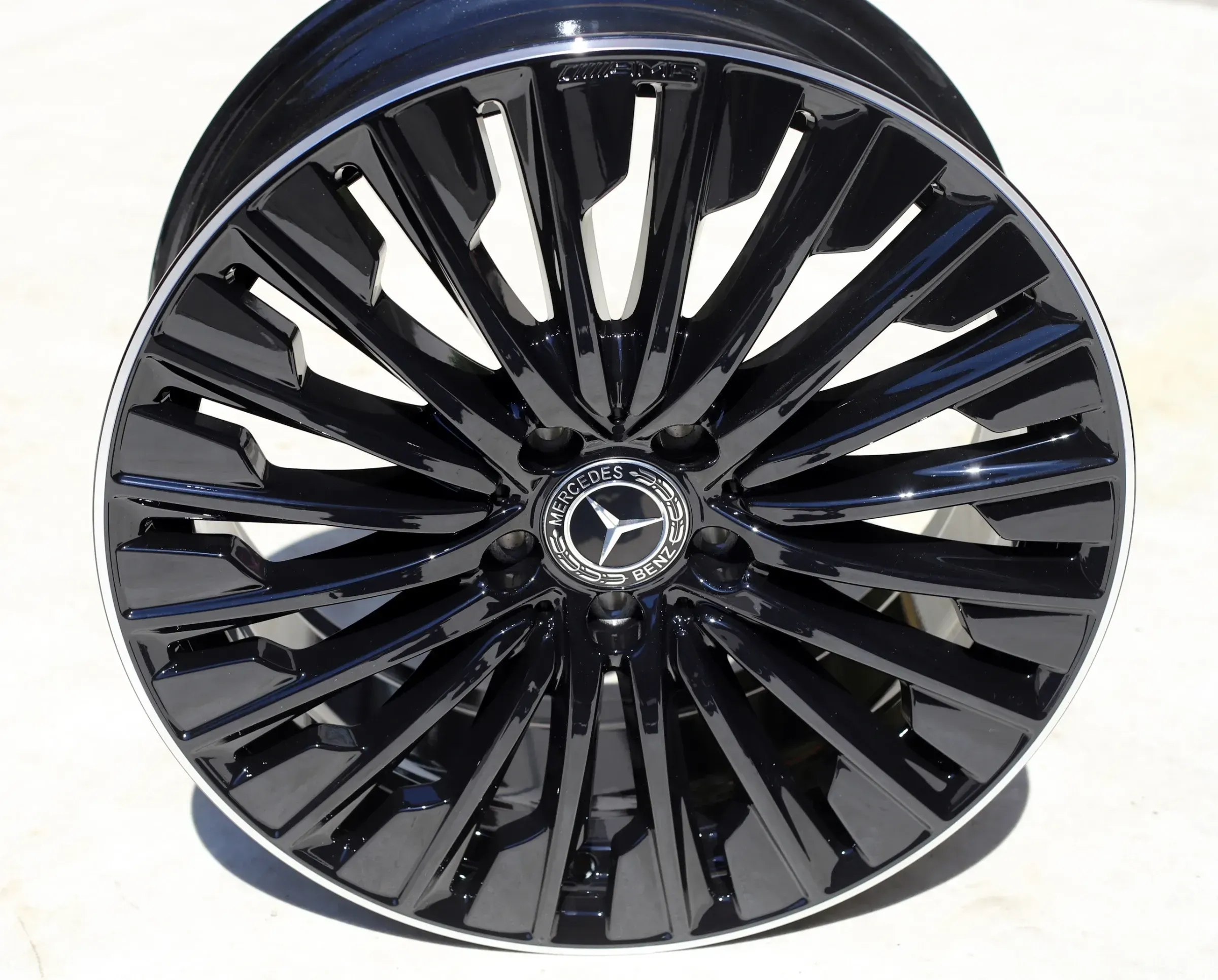 1x 19 Zoll AMG Felge Mercedes  CLE Coupé 300e C236 A2364012100 8x19 ET45,1 VA - Bild 1