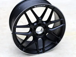 1x Original 19 Zoll A45 S AMG Kreuzspeichen C118 X118 8,5Jx19 ET46 A1774012500 - Bild 2