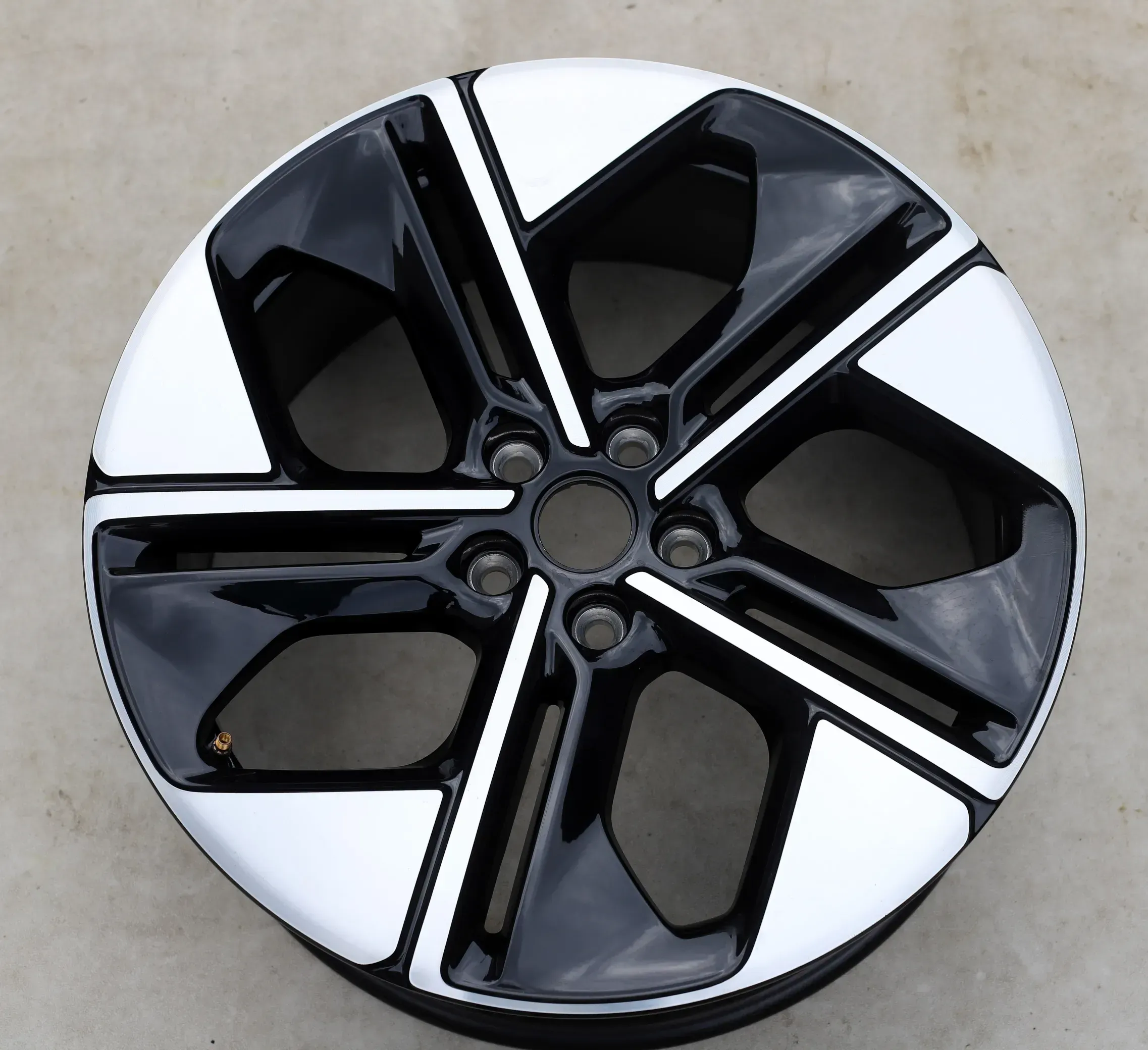 1x OEM 19 Zoll Smart 8Jx19 ET48 Alufelge HC11 Brabus 8891568387 5x108 BiColor - Bild 1