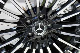 20 Zoll AMG Mercedes Benz EQA EQB H243 A2434010600 Alufelgen 8,5x20 ET50,5 - Bild 9