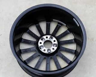 1x 19 Zoll Felge C-Klasse W205 S205 Vielspeichen AMG A2054011300 7,5x19 ET44 - Bild 7