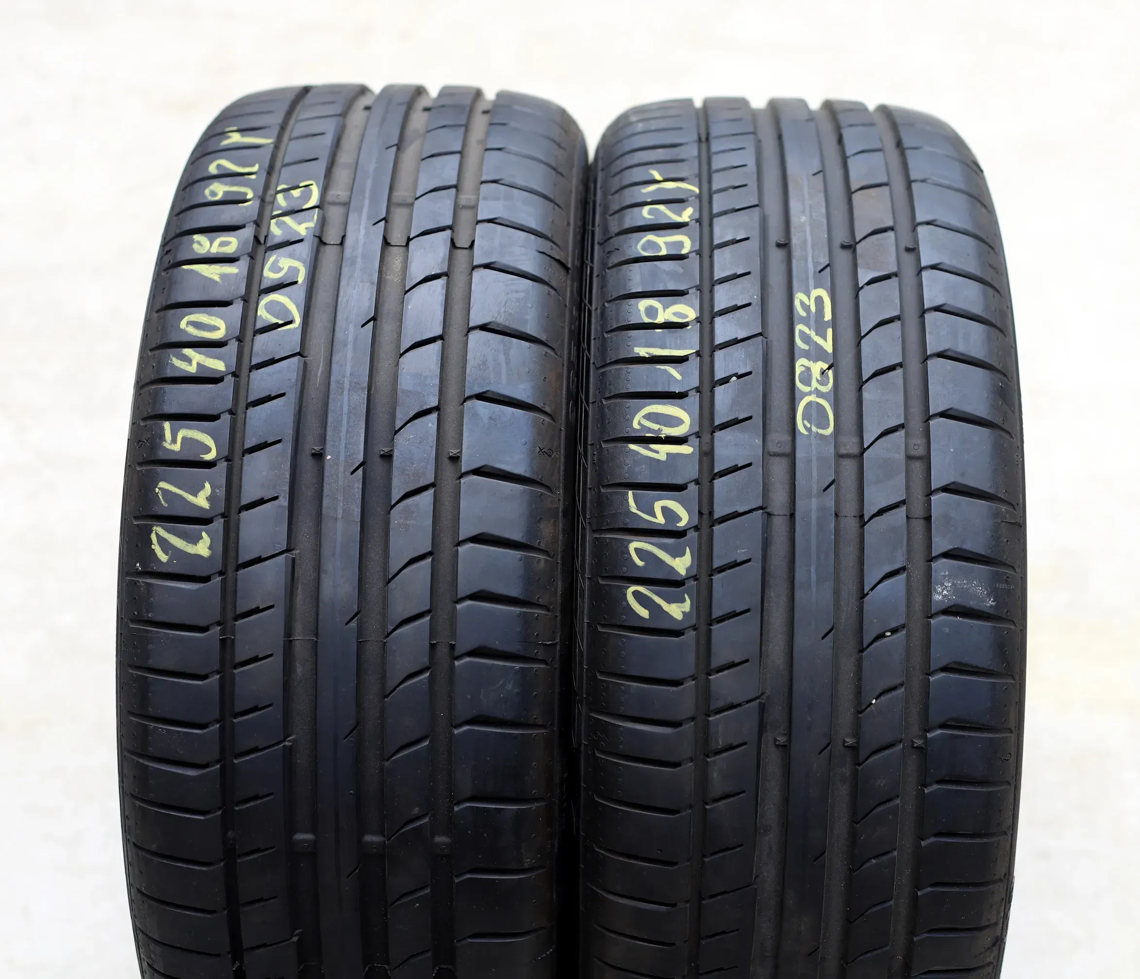 2x Sommerreifen 225/40 R18 92Y XL MO Continental ContiSportContact 5 DOT23 7,5mm - Bild 1