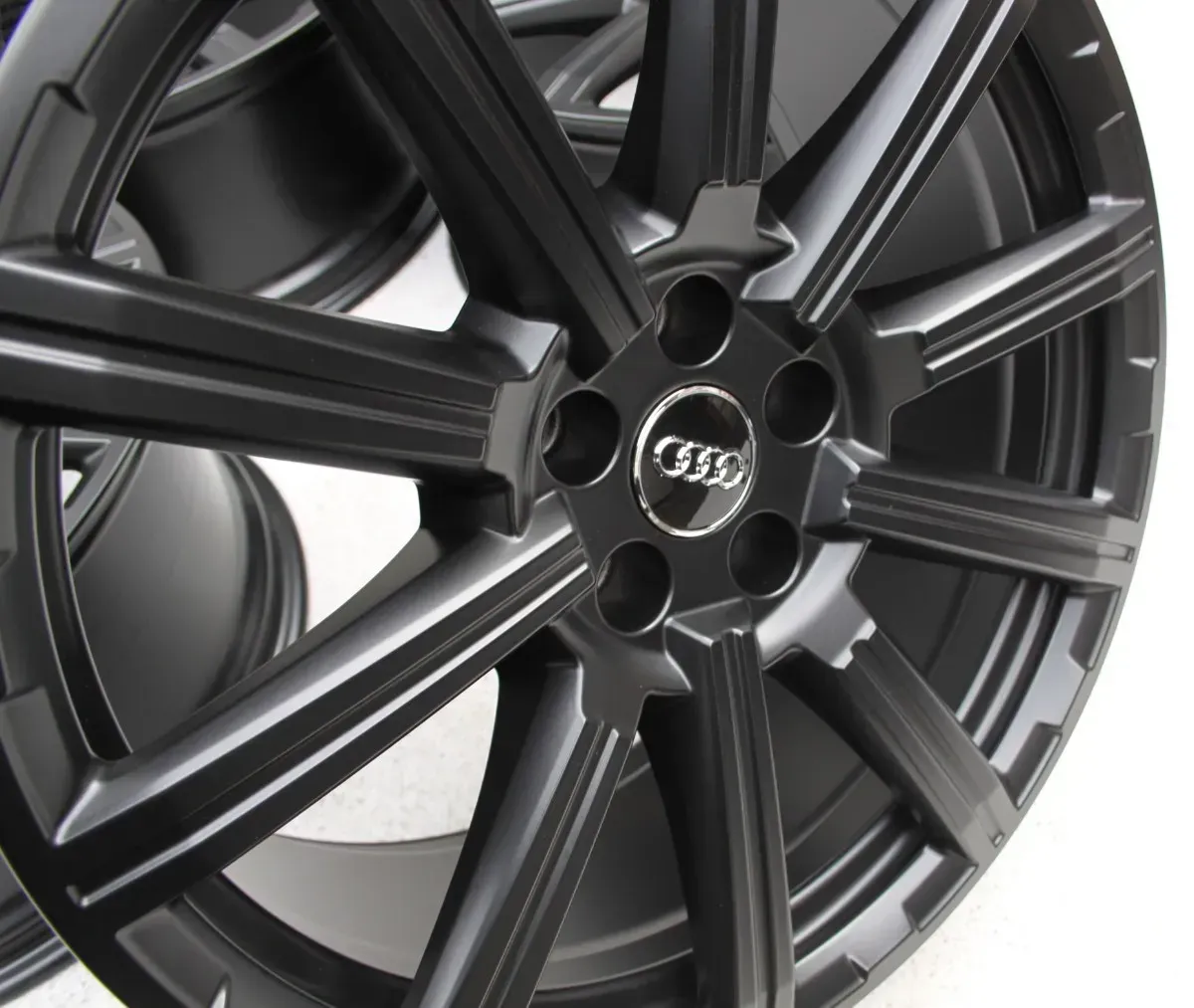 20 Zoll Audi A5 5F S5 A6 S6 C8 SQ7 Q7 4MB 4MG 4MQFelgen 9x20 ET33 4M0601025AD/AE - Bild 1
