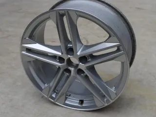 1x 19 Zoll Audi Q5 SQ5 80A FY Felge 8x19 ET39 80A601025G - Bild 2