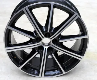 1x 20 Zoll Audi A6 C8 S6 C8 S-line Avant Limousine 4K Alufelge 4K0601025CB 2024 - Bild 1