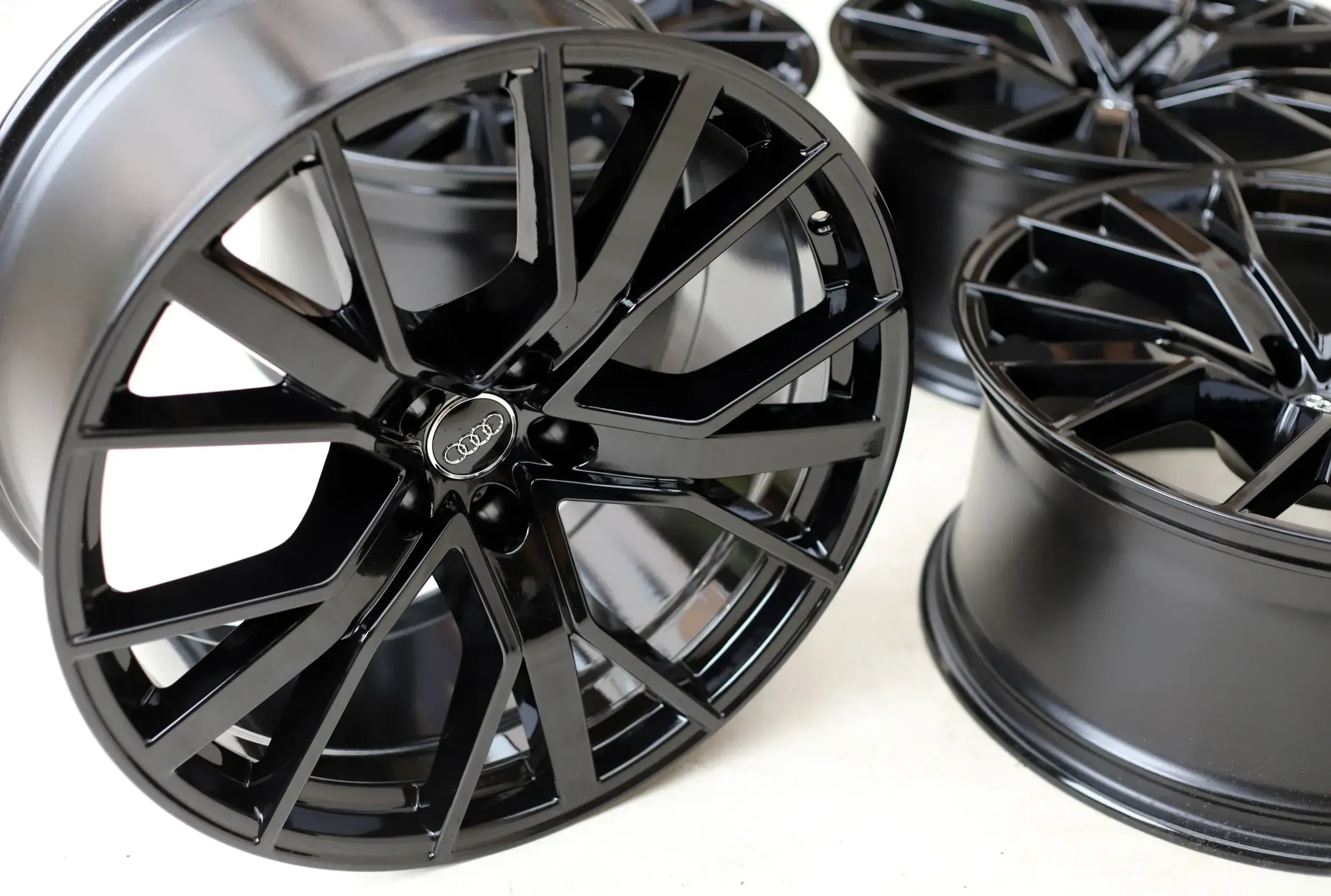 21 Zoll Audi RS6 4G C7 A8 S8 4N 4H Felgen 4G0601025CJ/CX/CL 9,5x21 ET25 Schwarz - Bild 1