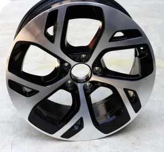 1xOEM Mercedes-Benz GLC C254 2024 18 Zoll Alufelge A2544010100 8x18 ET32,5 - Bild 1