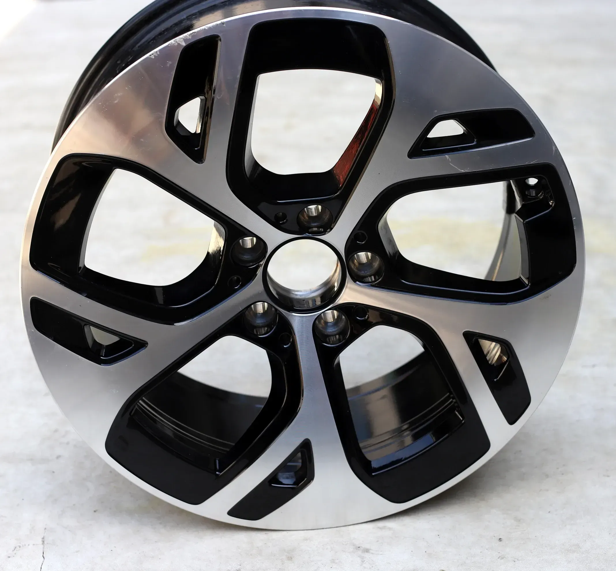 1xOEM Mercedes-Benz GLC C254 2024 18 Zoll Alufelge A2544010100 8x18 ET32,5 - Bild 1