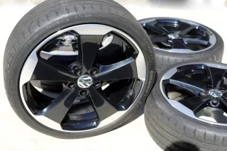 19 Zoll Glendale VW Alufelgen Sommerrad OEM 7,5x19 5k0601025ab Continental 4-5mm - Bild 1