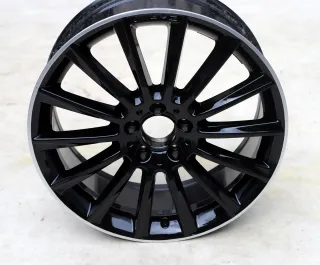 1x 19 Zoll Felge C-Klasse W205 S205 Vielspeichen AMG A2054011300 7,5x19 ET44 - Bild 1